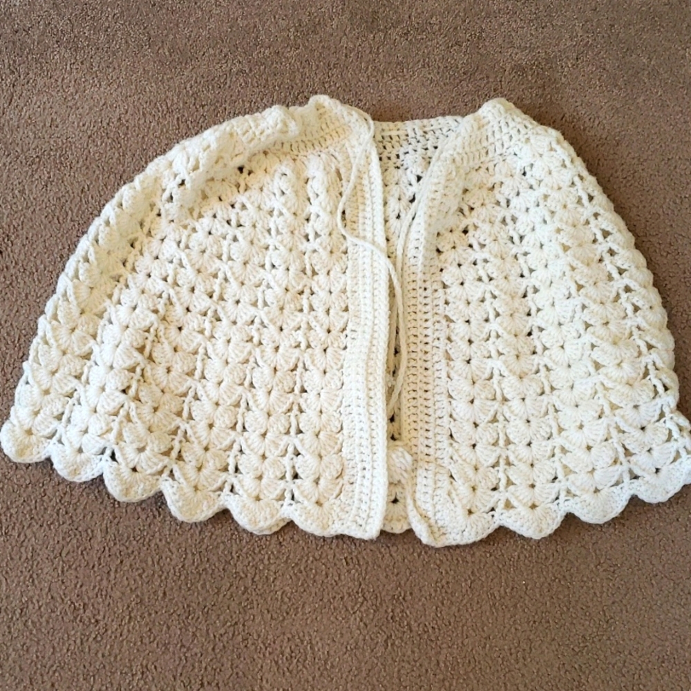 Crocheted shawl